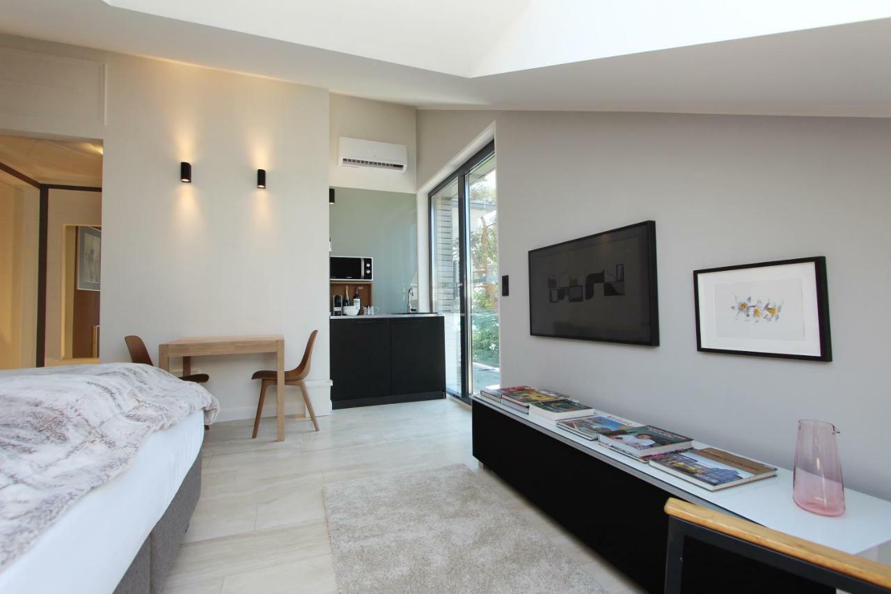Loft Am See Mit Privatem Badestrand Und Klimaanlage Именстад ам Бодензе Екстериор снимка